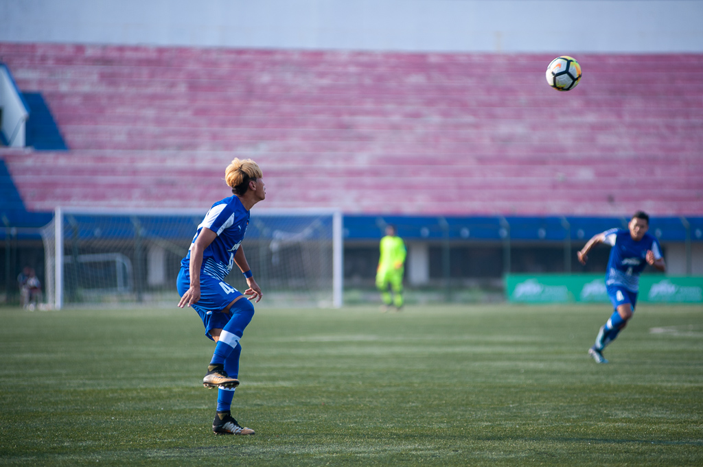 BFC B's Bidyana Singh is just about to trap a long ball that came in from the defence.